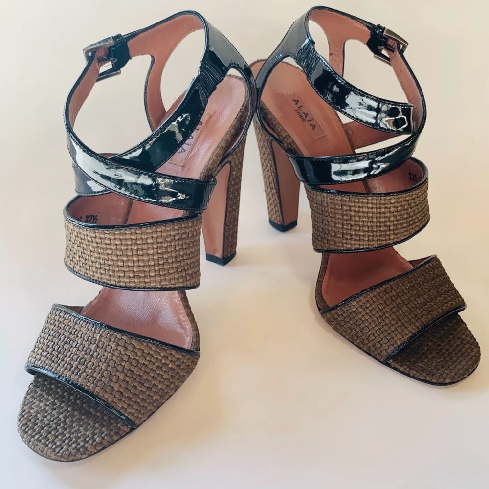 Alaia Paris Brown Woven with Black Patent Ankle Strap Heels Strappy 37.5 /7.5